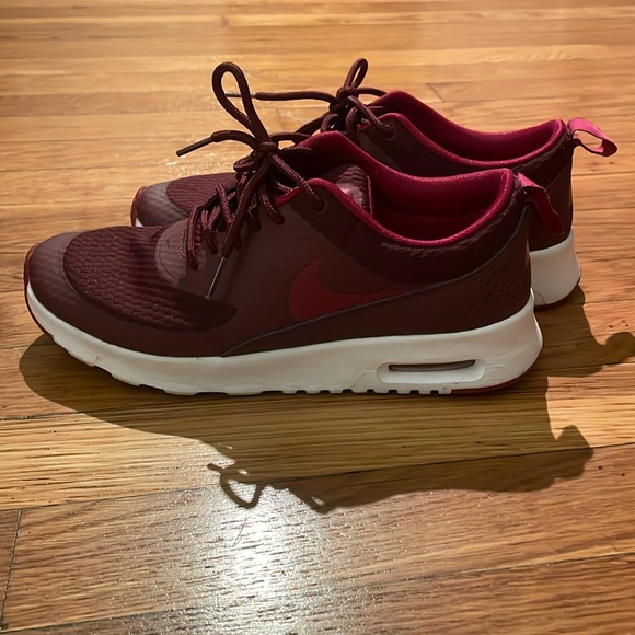 Nike air max thea sneakers (sz7) - Picture 4 of 8